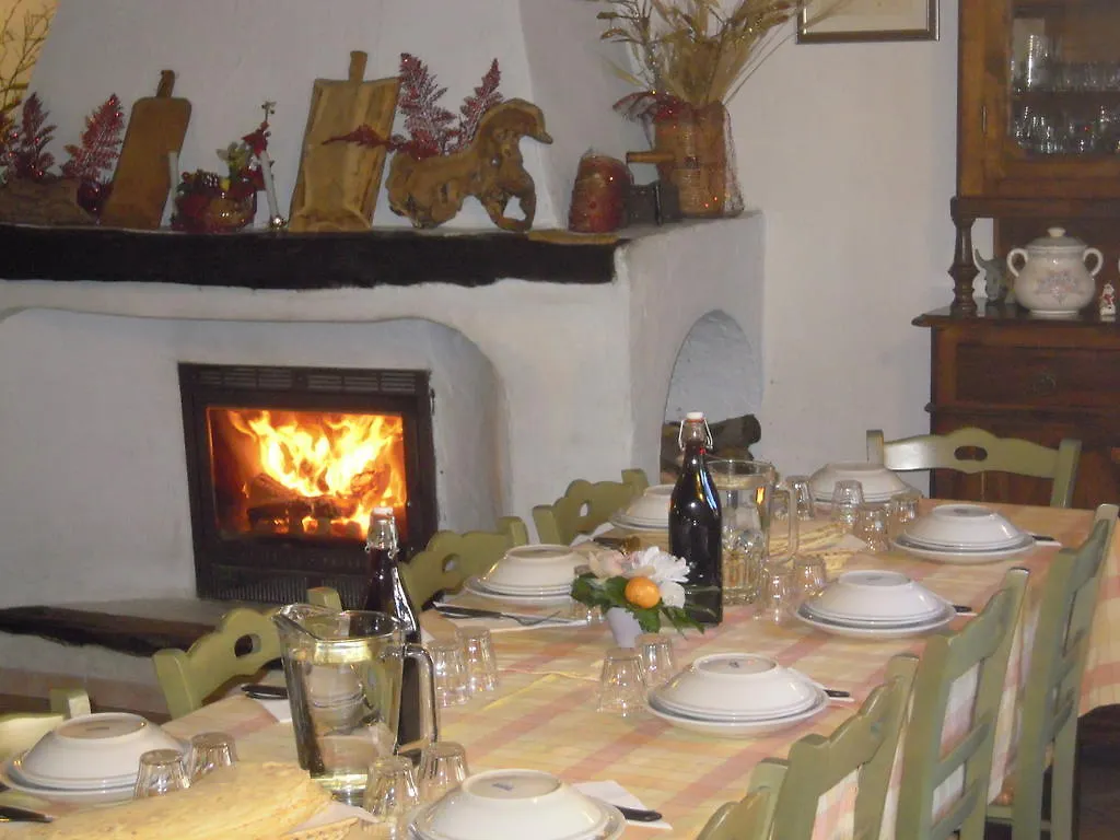 Alloggio per agriturismo Agriturismo Camisadu Oliena